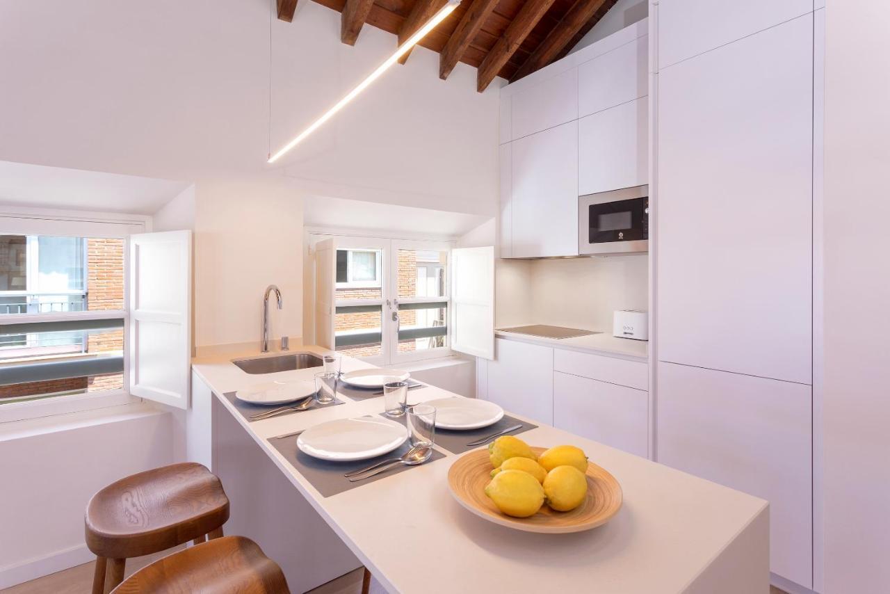 Apartamentos Thyssen Cisneros By Rent Me Málaga Exterior foto